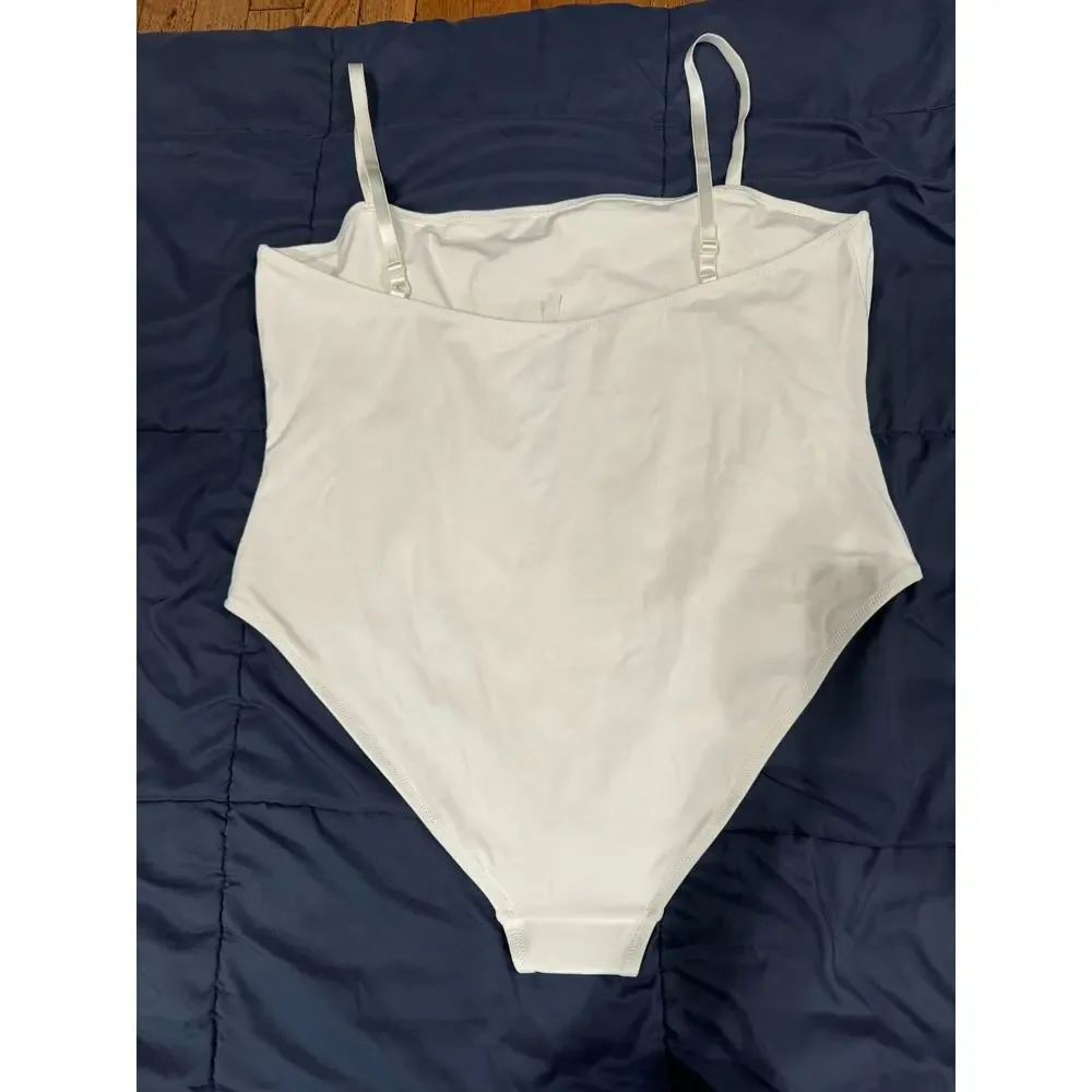Skims NWT Swim One Piece Sculpting Marble White Size 4X SW-BDY-0123 4XL